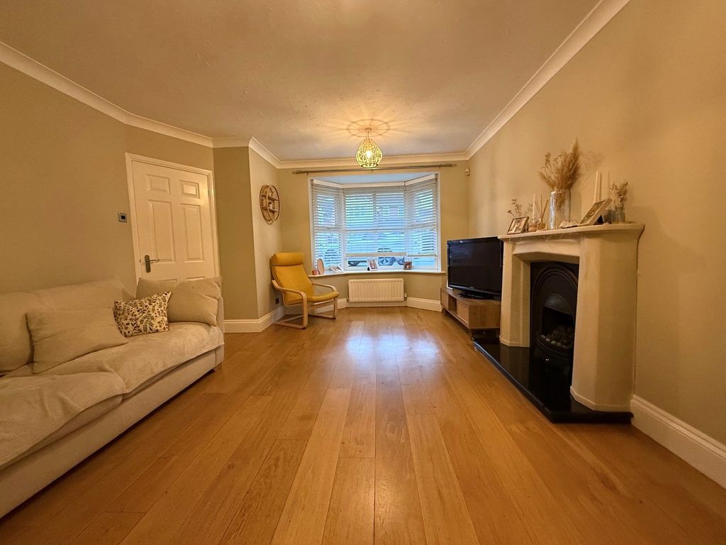 Property photo 2 of 22 Photograph 2