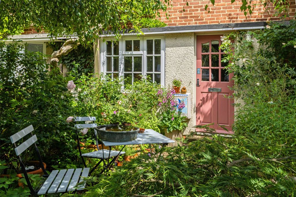 Property photo 1 of 18 Picture No. 03