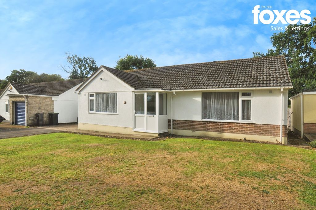 Property photo 1 of 14 4640600