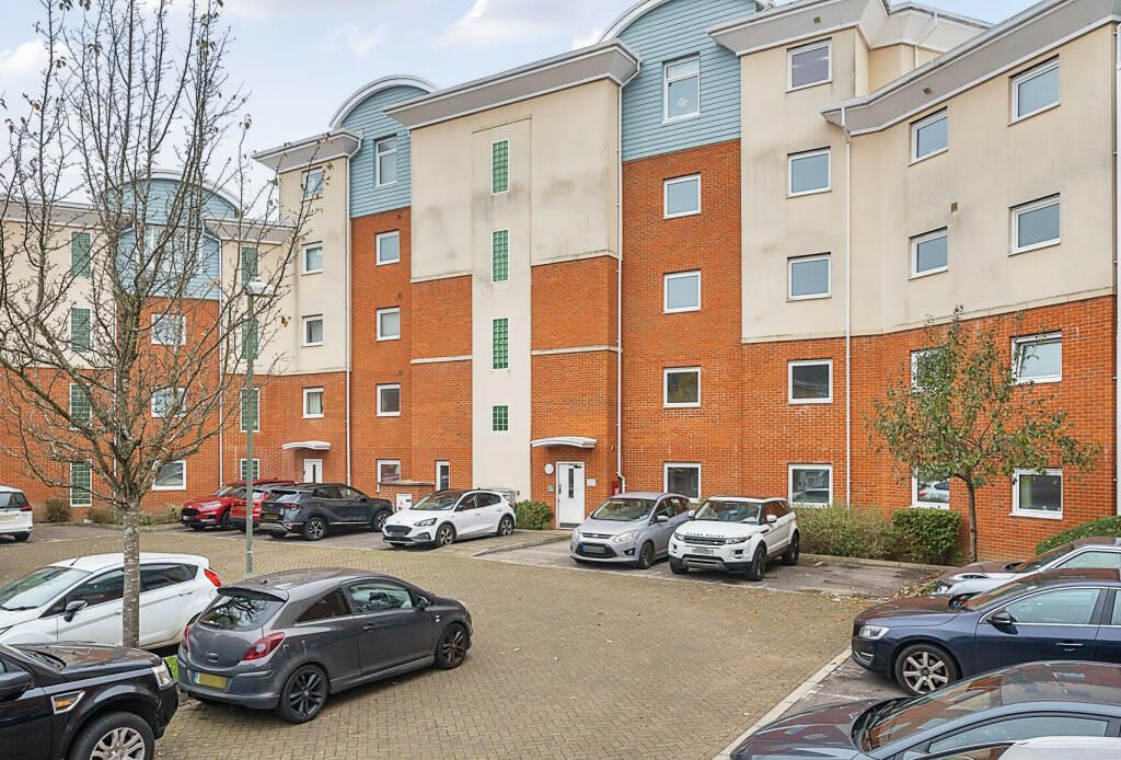 Property photo 1 of 8