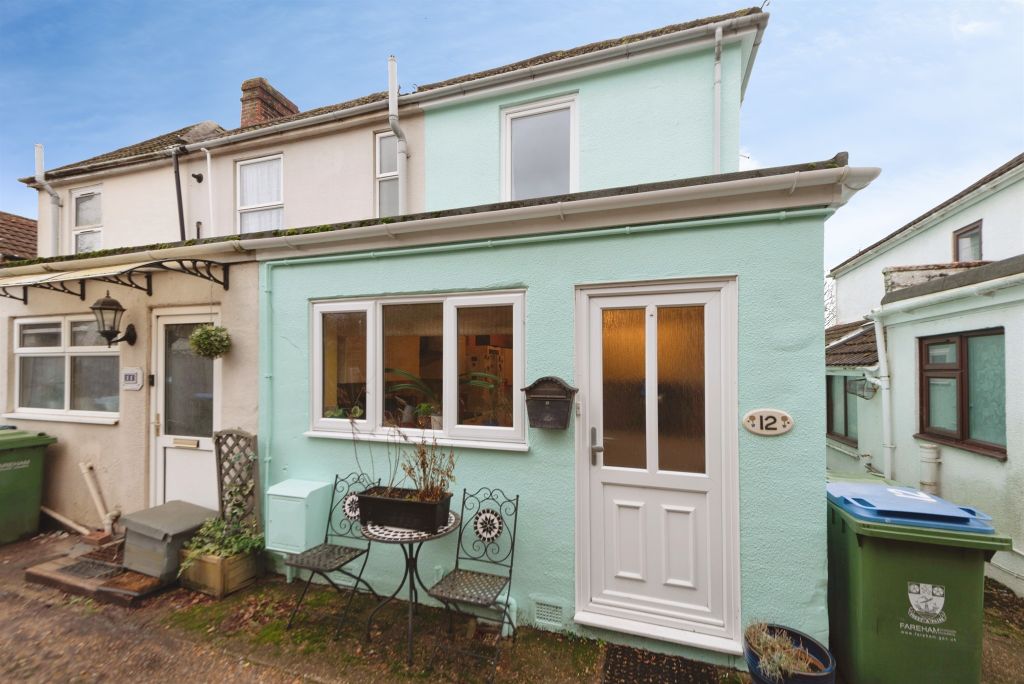 Property photo 1 of 18