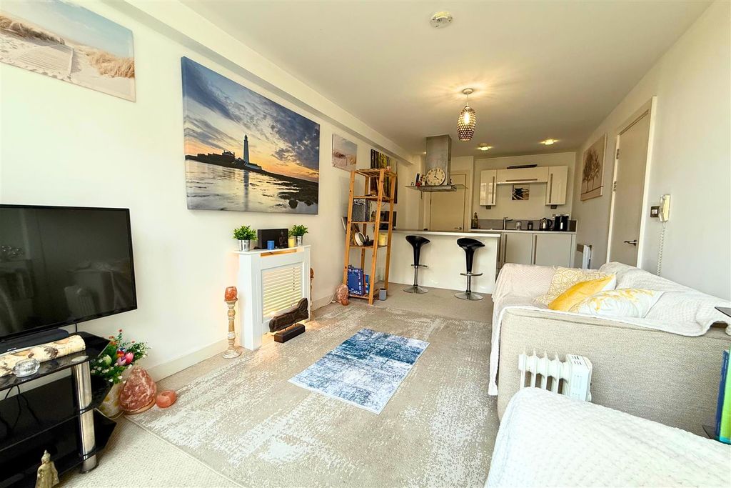 Property photo 3 of 16 7.Png