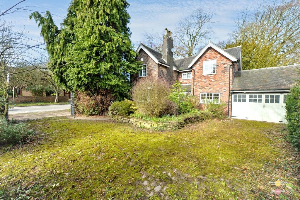 Property photo 2 of 24