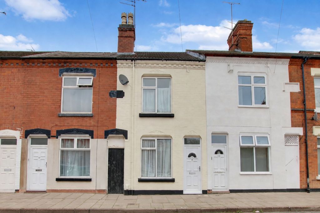 Property photo 1 of 20