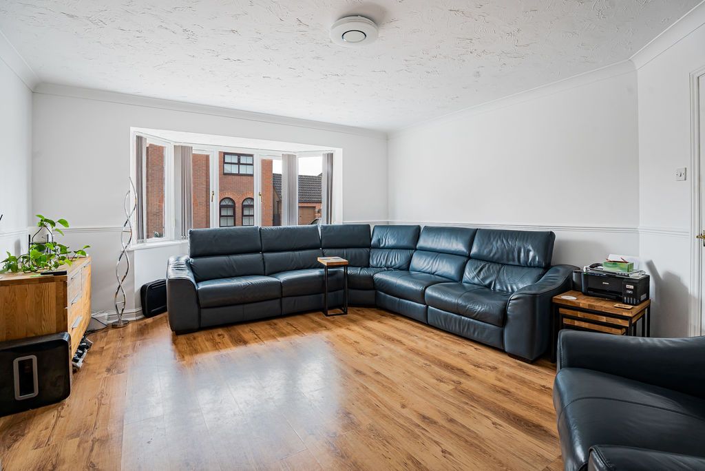 Property photo 2 of 15 Photo 17