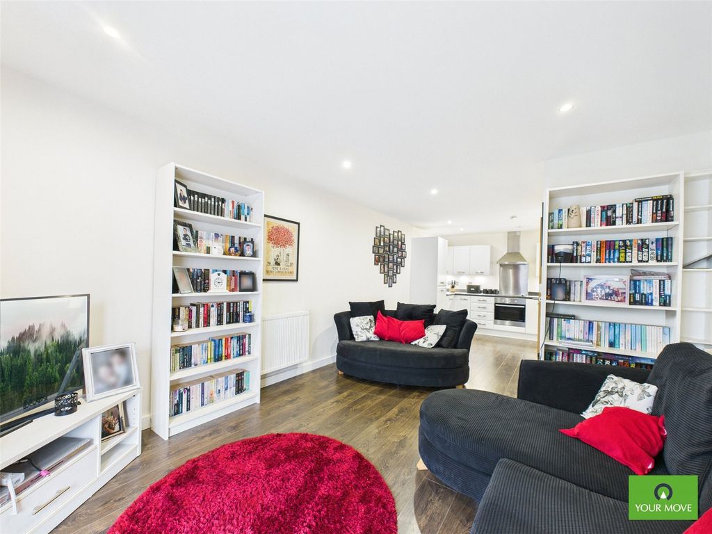 Property photo 2 of 9 Living Area