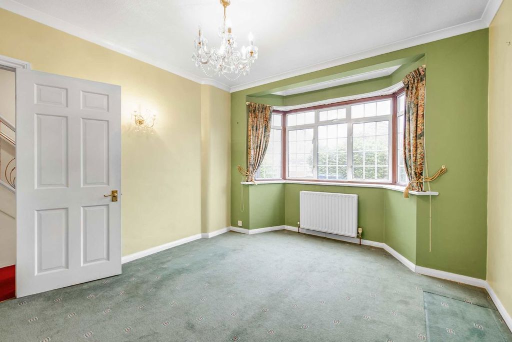 Property photo 2 of 5