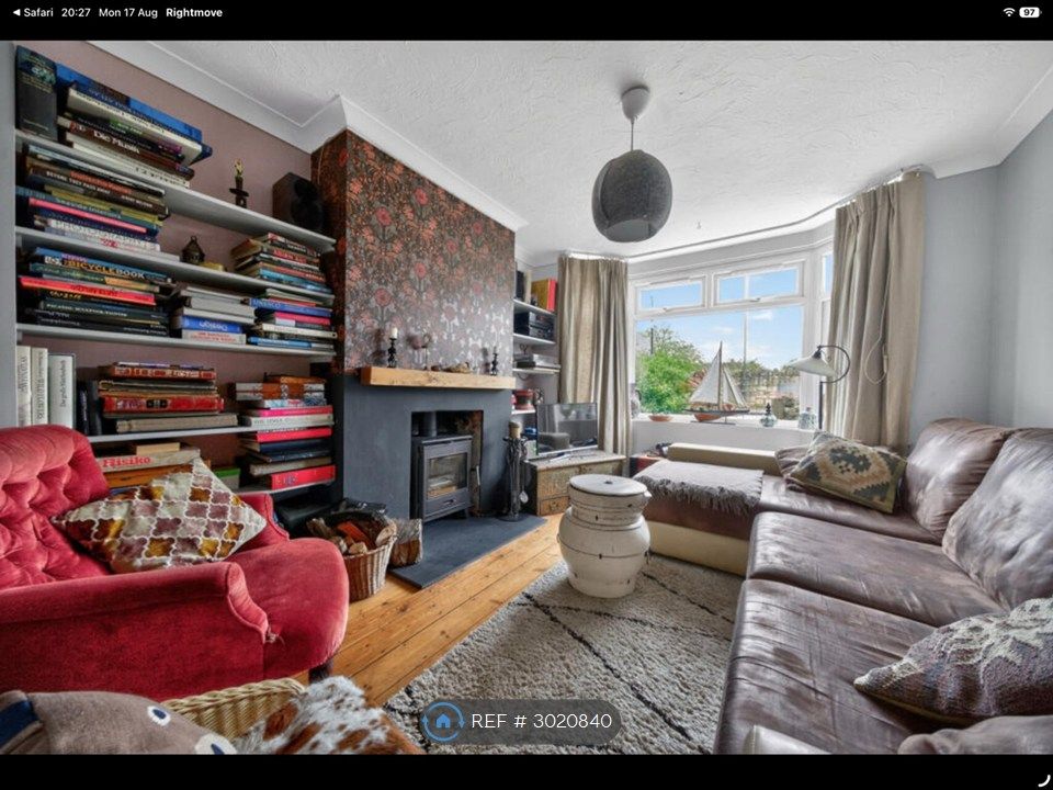Property photo 1 of 24