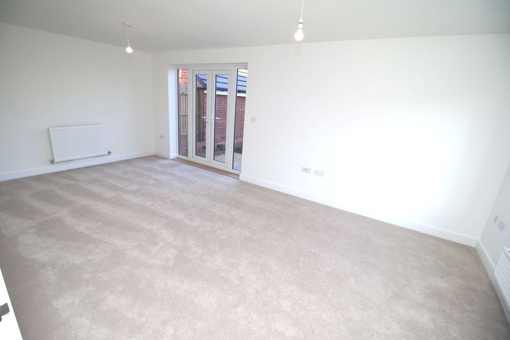 Property photo 2 of 17 Img_6924