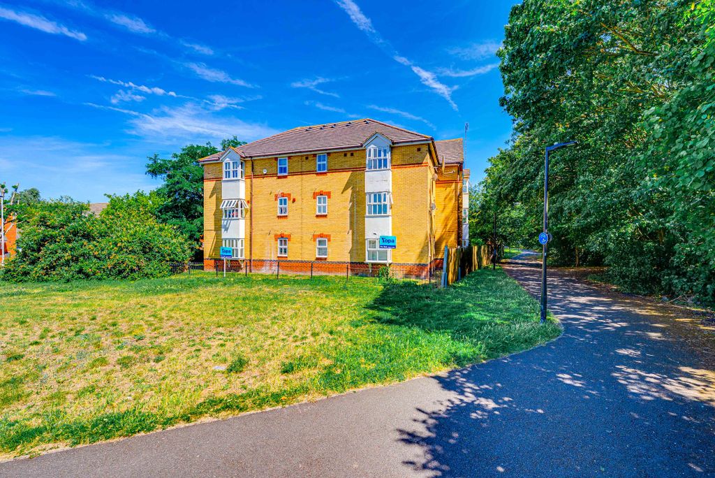 Property photo 2 of 32 A7S09006Hdr