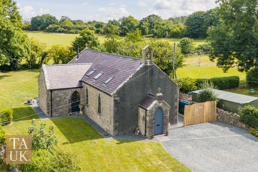Property photo 1 of 27