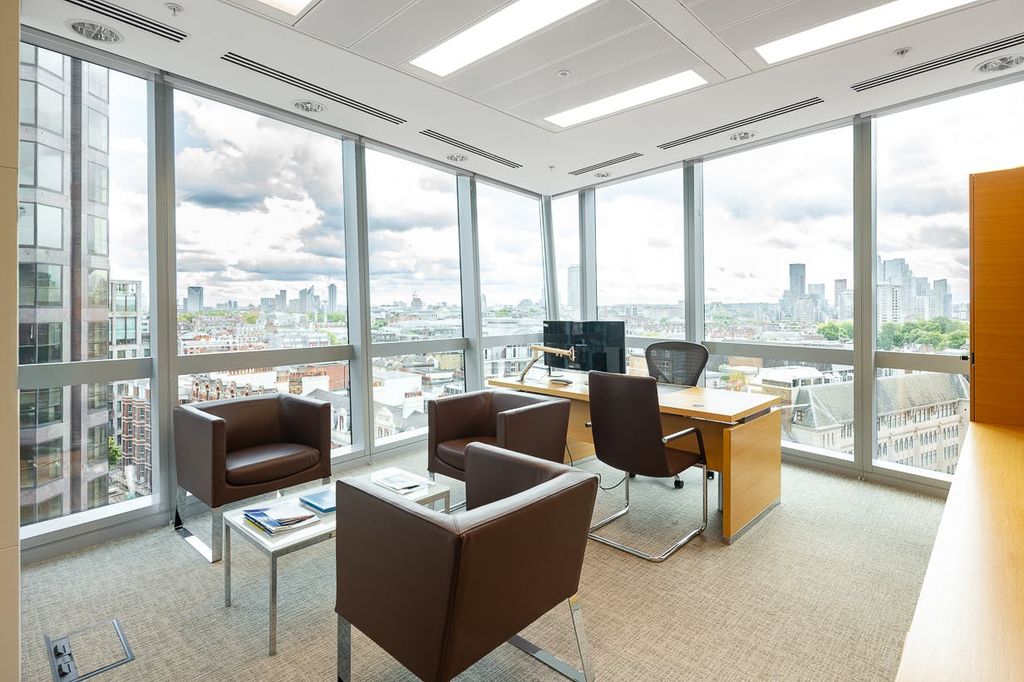 Property photo 3 of 12 1