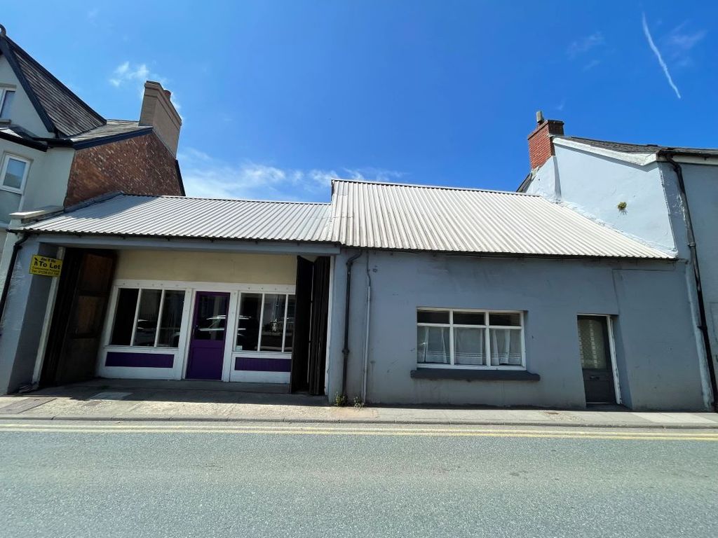 Property photo 1 of 13