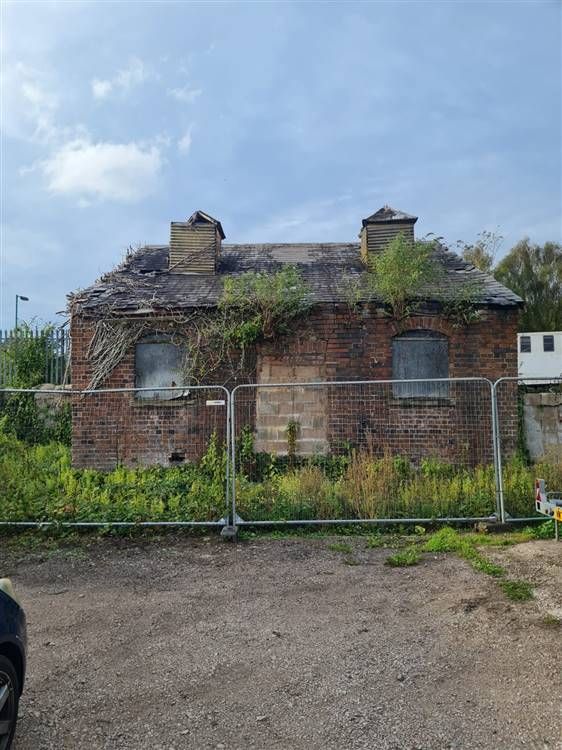 Property photo 2 of 8