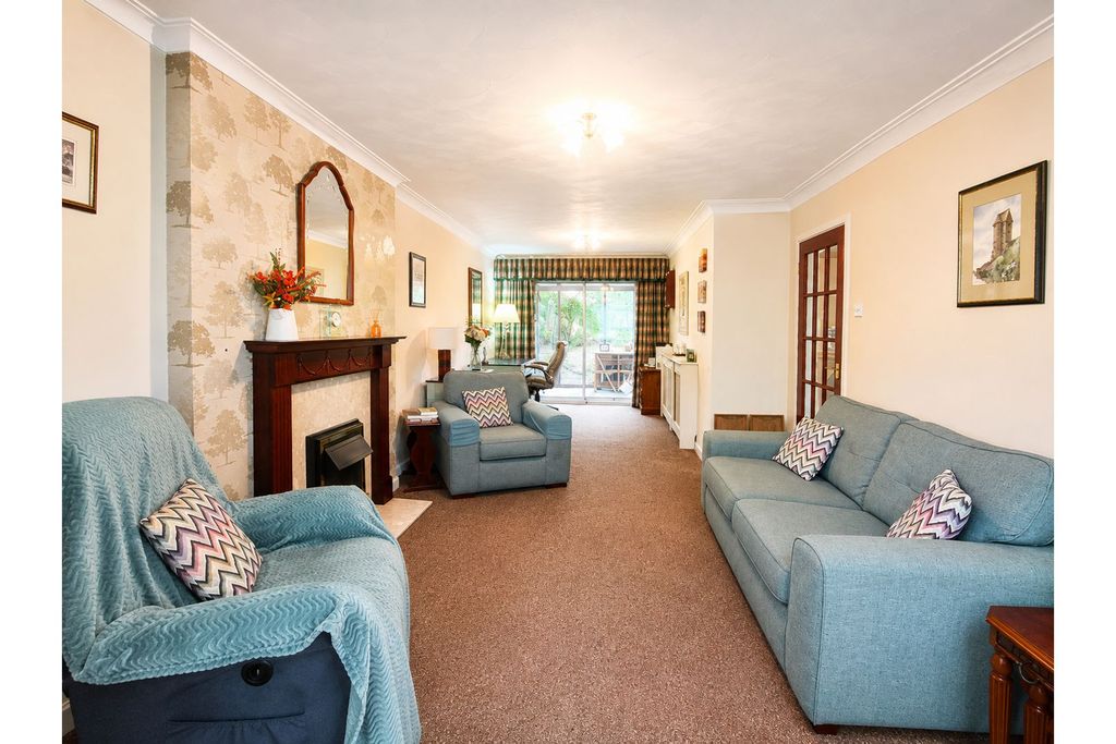 Property photo 2 of 16