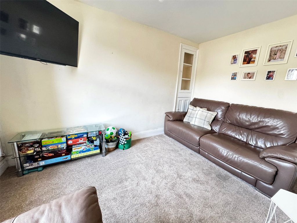 Property photo 2 of 19 Picture No. 78