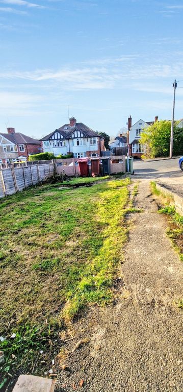 Property photo 2 of 16 Photo 2