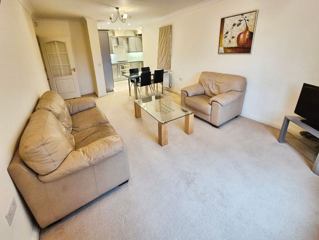 Property photo 2 of 11 Lounge/Dining Room