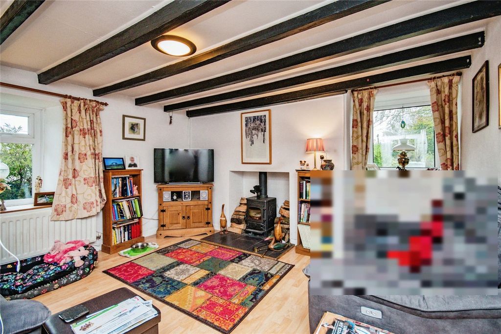 Property photo 3 of 17 Picture No. 06