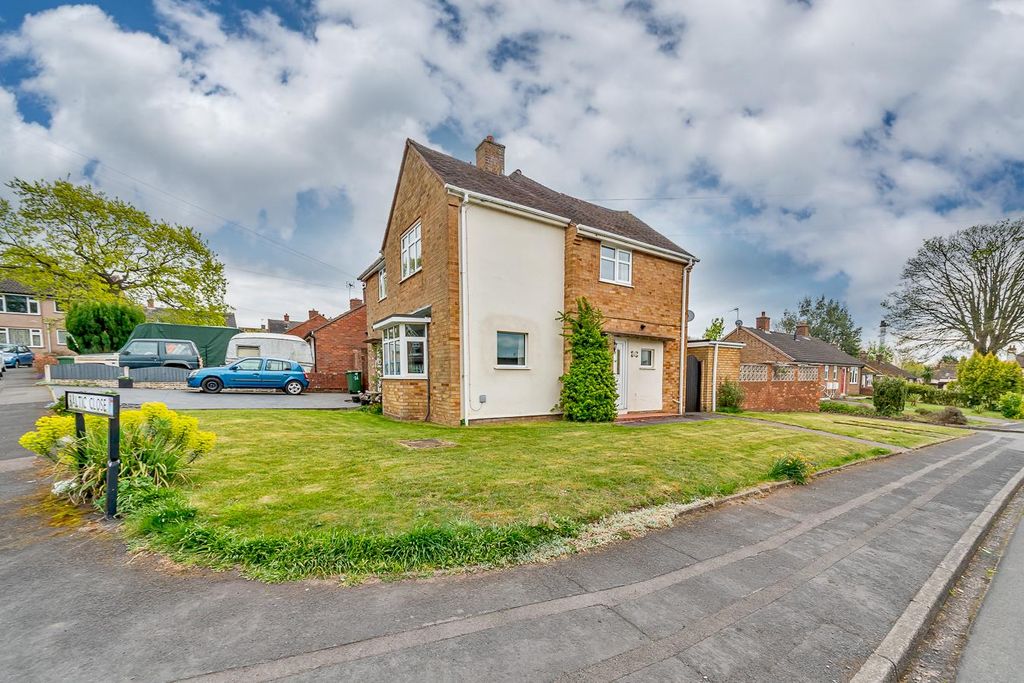 Property photo 1 of 24 Â© Webbs Estate Agents Â© (27 Of 52).Jpg