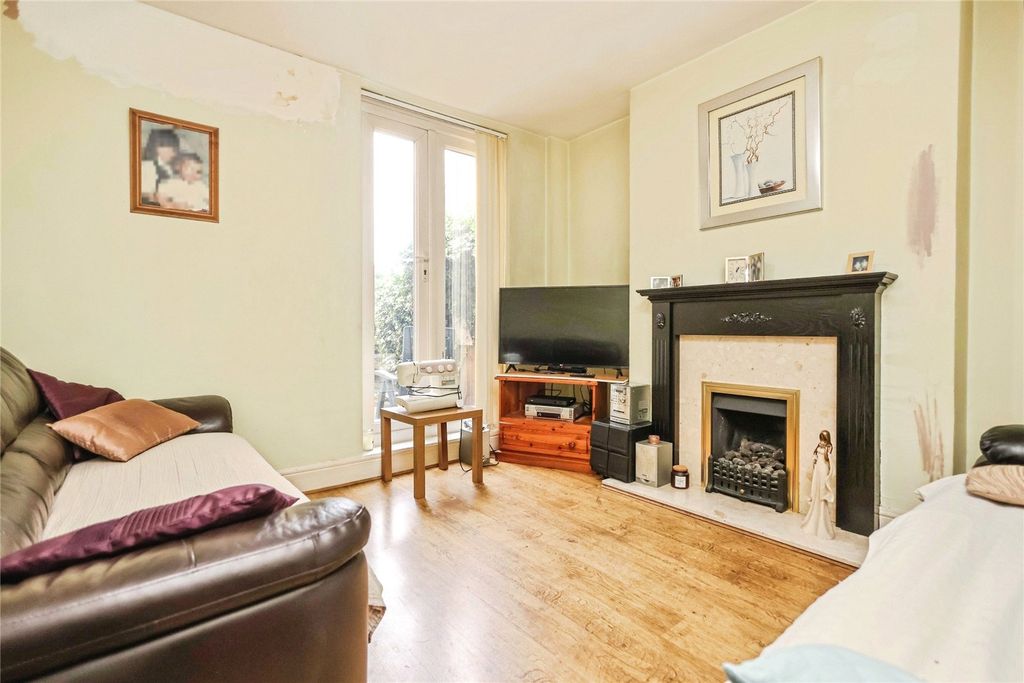 Property photo 2 of 16 Picture No. 16