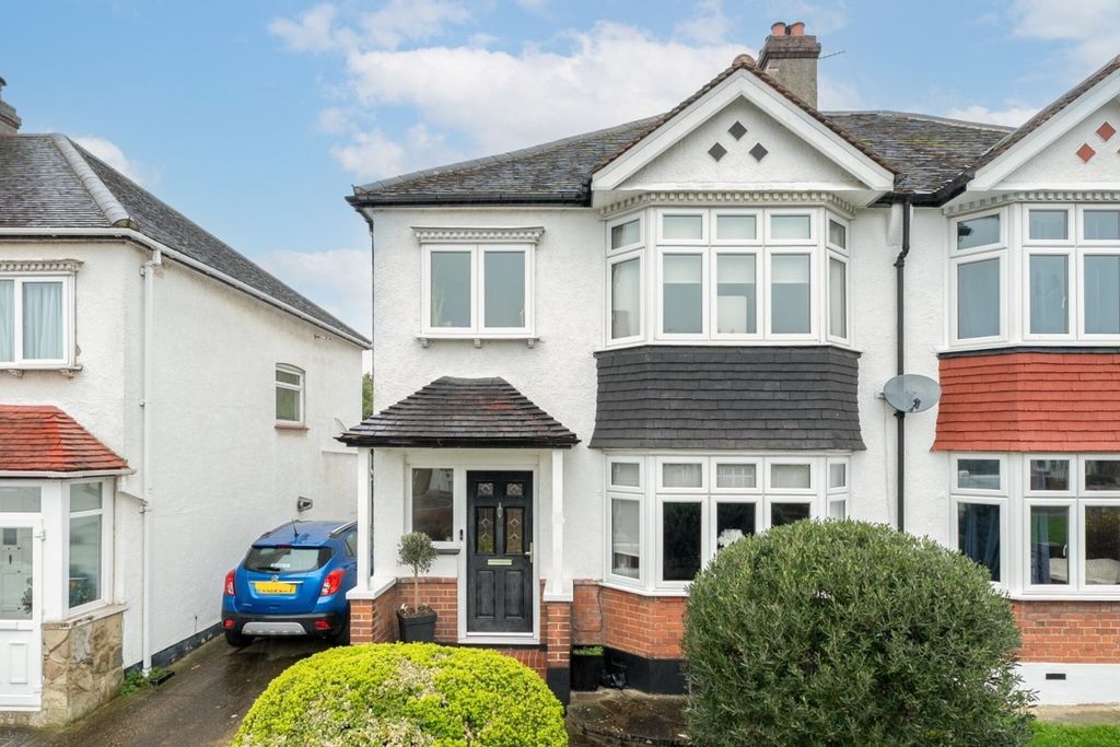 Property photo 1 of 25