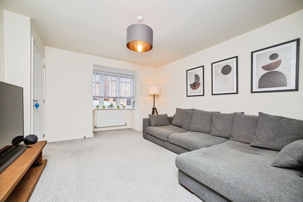 Property photo 3 of 16
