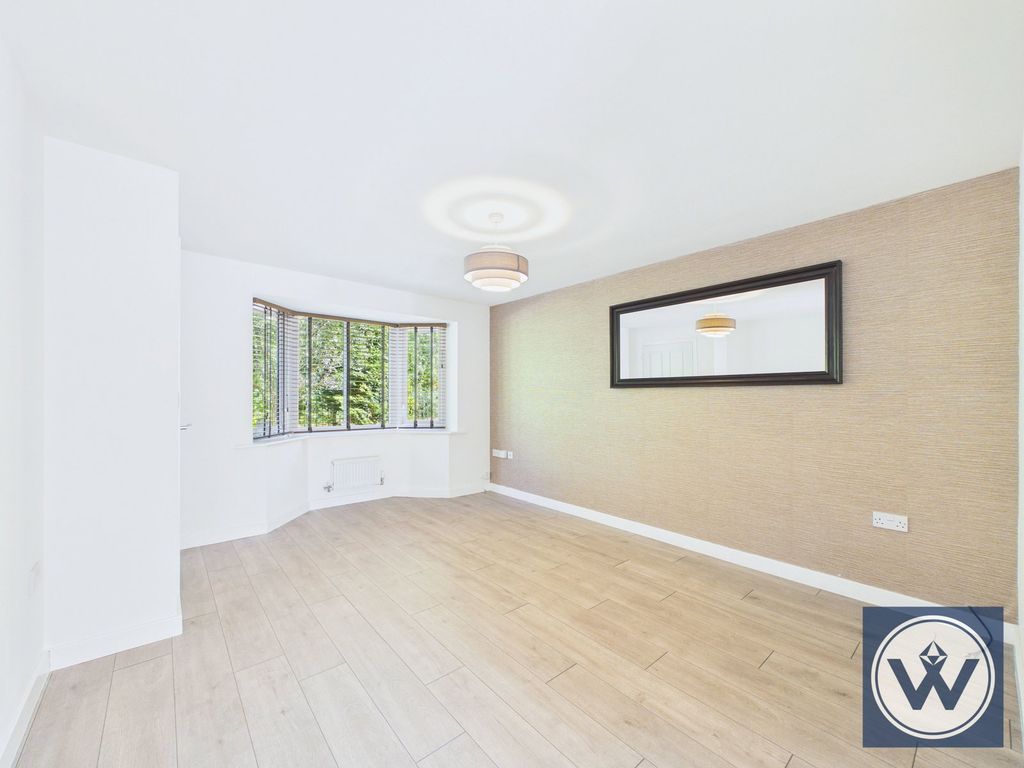 Property photo 3 of 56