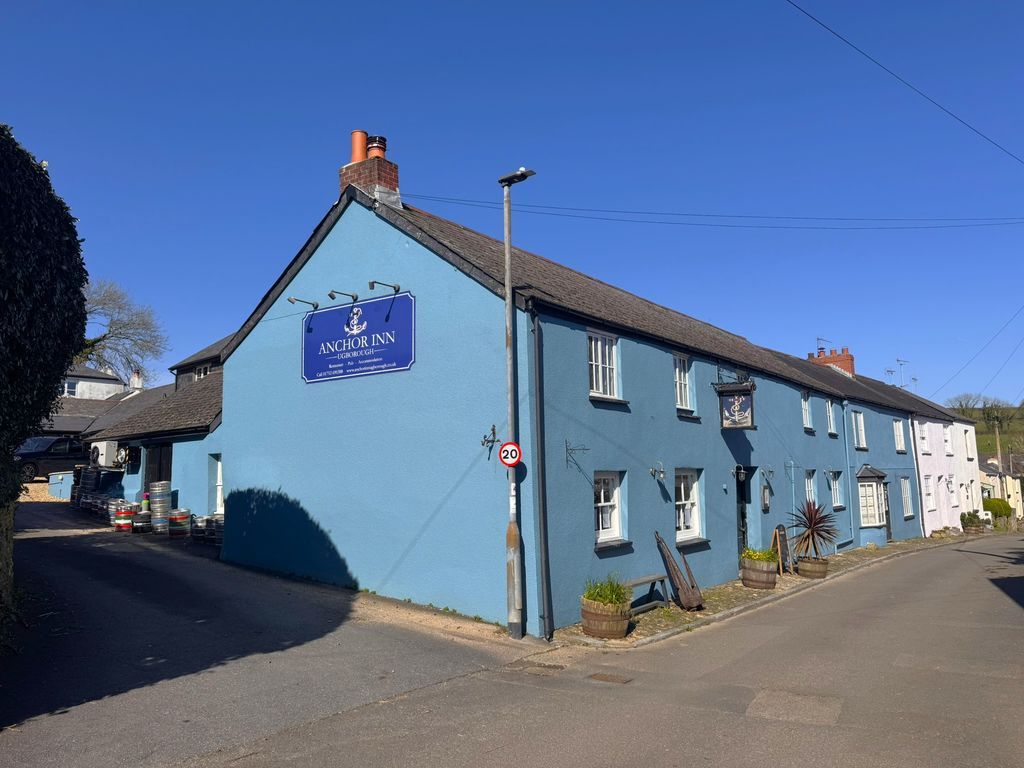 Property photo 1 of 13 Photo 1