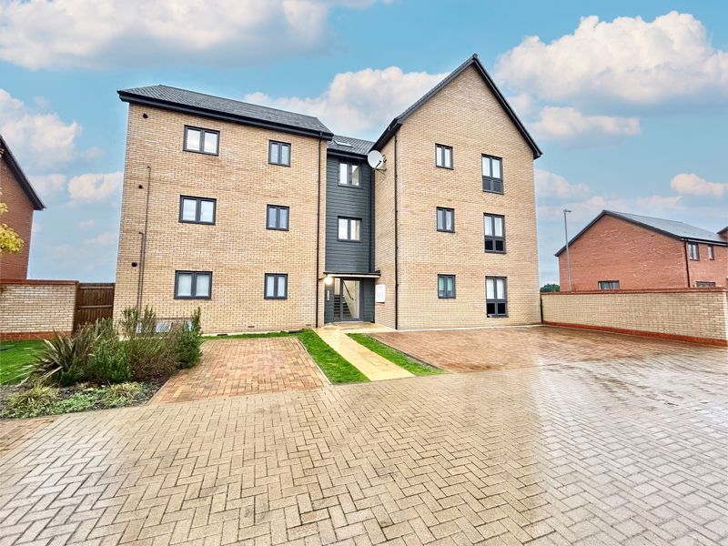 Property photo 1 of 9 Back & Parking