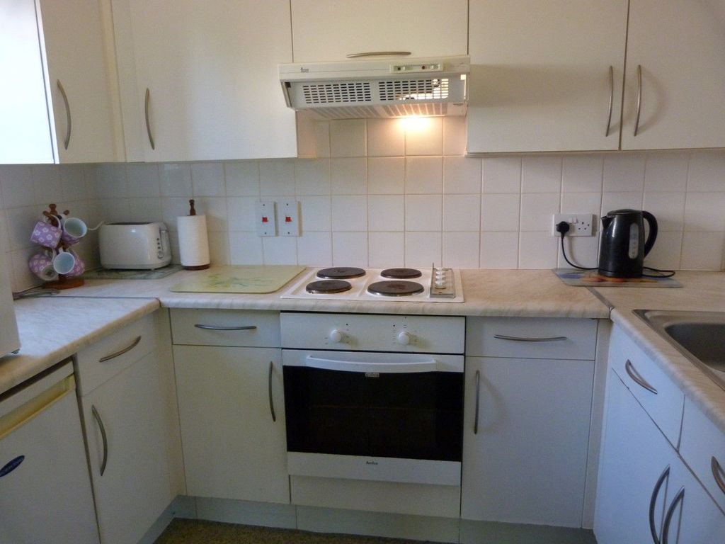 Property photo 3 of 6 Photograph 3