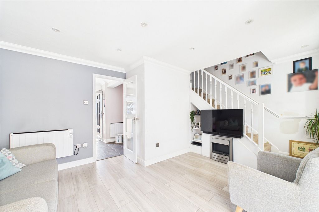 Property photo 3 of 13 Picture No. 18