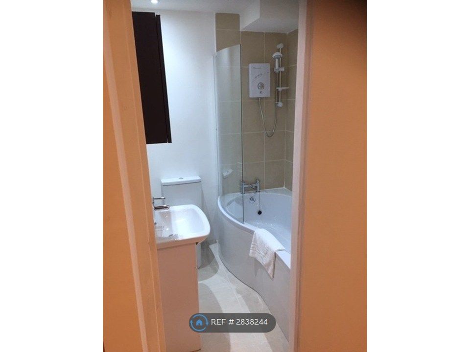 Property photo 3 of 6 Bathroom