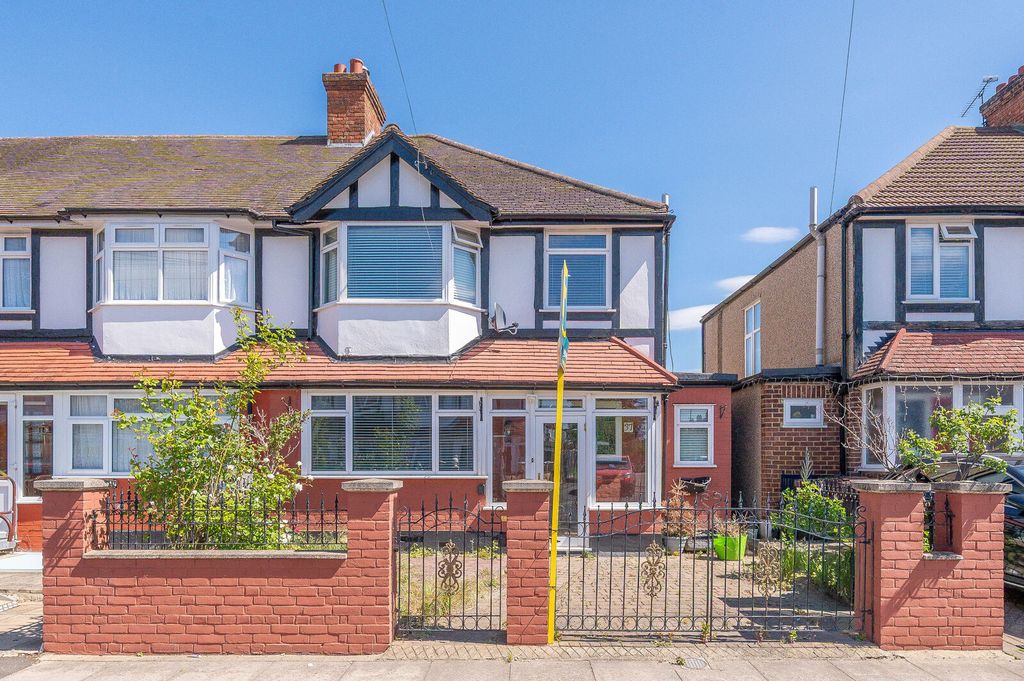 Property photo 1 of 19