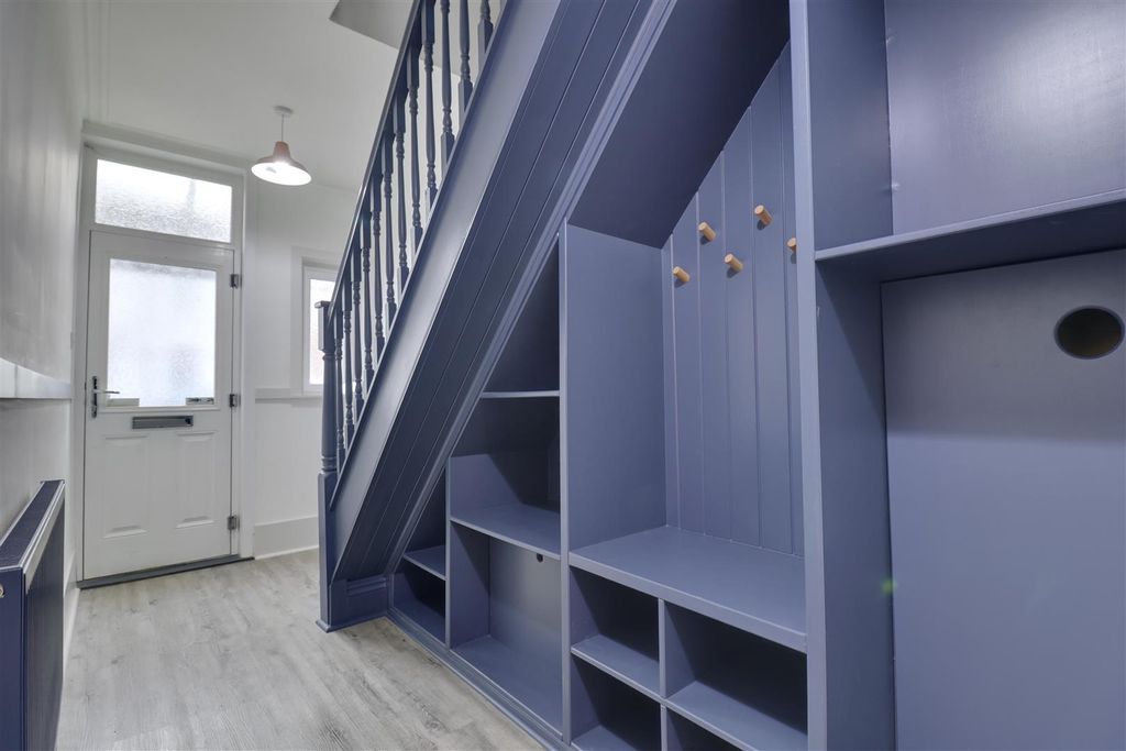 Property photo 2 of 23 5Dfc17F7-41A4-4A8E-8370-95C3F0C6698C_1_201_A.Jpeg