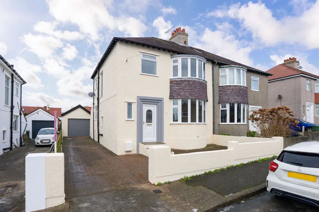 Property photo 1 of 21