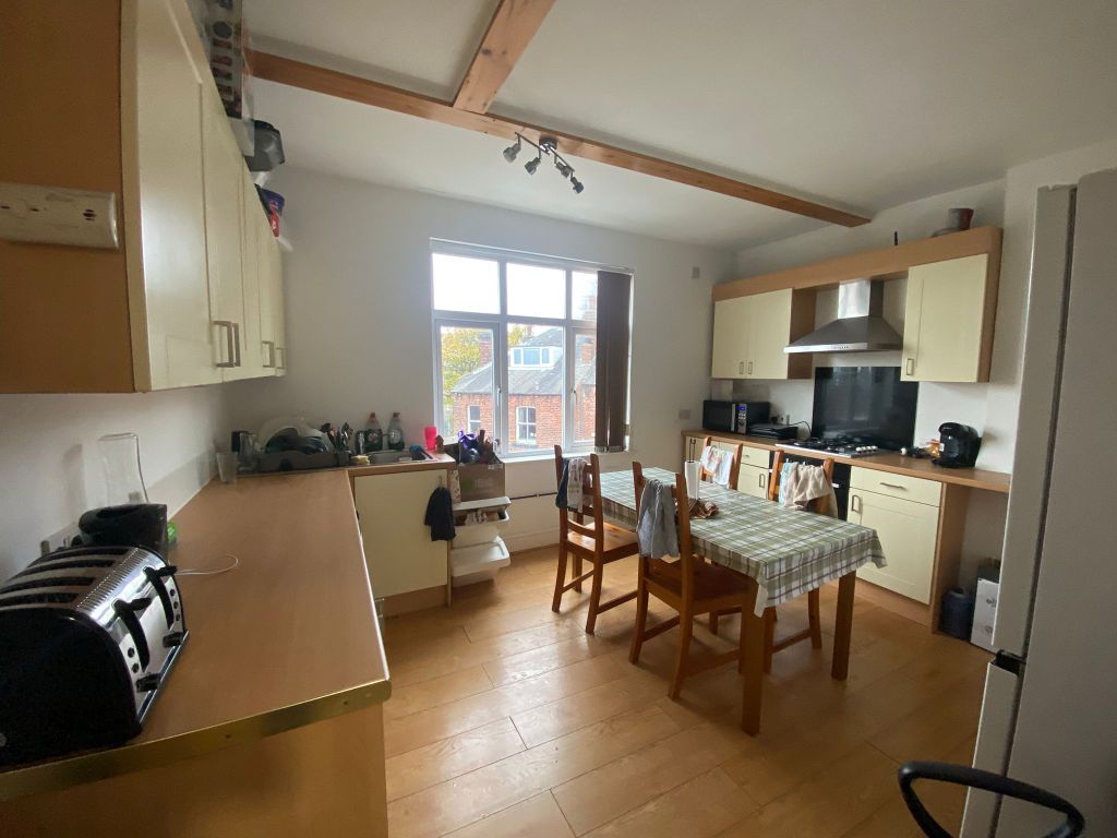 Property photo 3 of 7