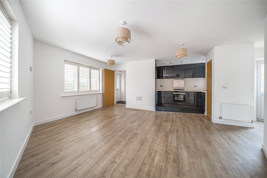 Property photo 2 of 8 Open Plan Living