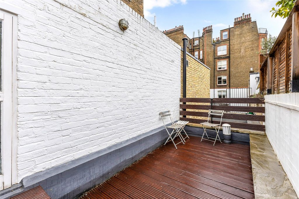 Property photo 3 of 17 Picture No. 03