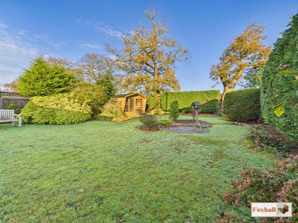 Property photo 2 of 32 Rear Garden