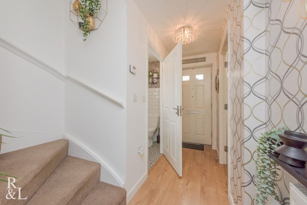 Property photo 2 of 31 Dunbarway (15).Jpg