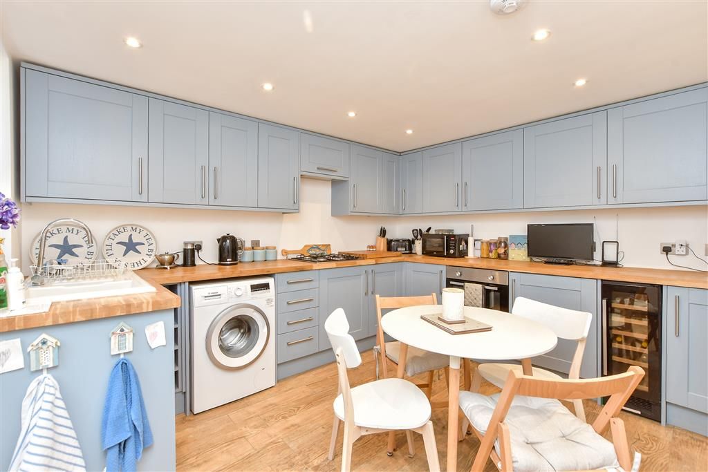 Property photo 2 of 15 Kitchen