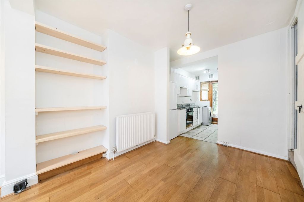 Property photo 3 of 7