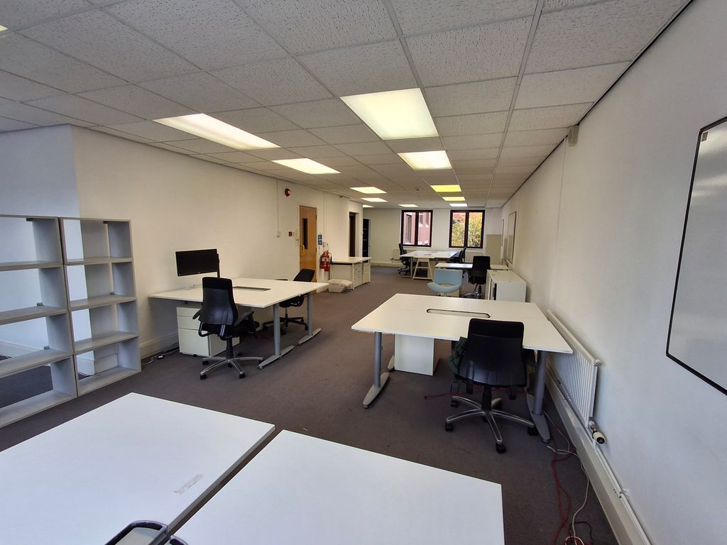 Property photo 3 of 8