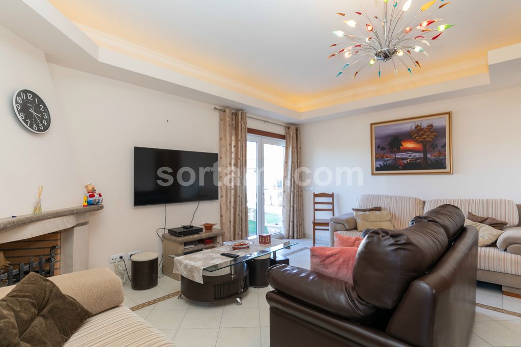 Property photo 2 of 46