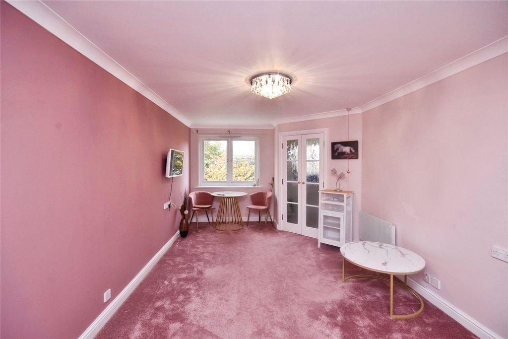 Property photo 2 of 14 Living Room