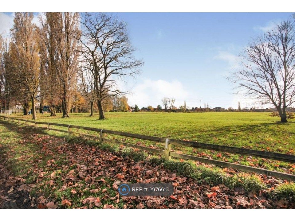 Property photo 2 of 23 View Of The Park