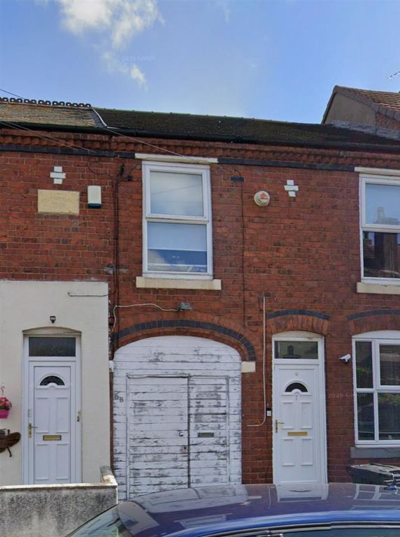 Property photo 1 of 6 6B Holt.Png