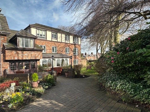 Property photo 1 of 7