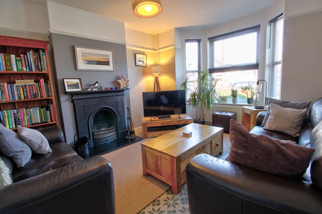 Property photo 2 of 17 A1